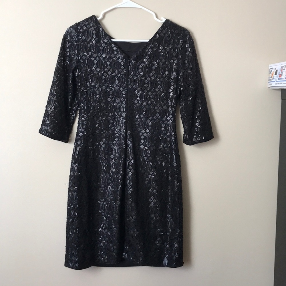 Calvin Klein black sequin dress- 4p petite - Picture 4 of 4